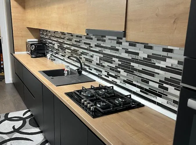 Lux Zona Stadion Ion Oblemenco شقة كرايوفا